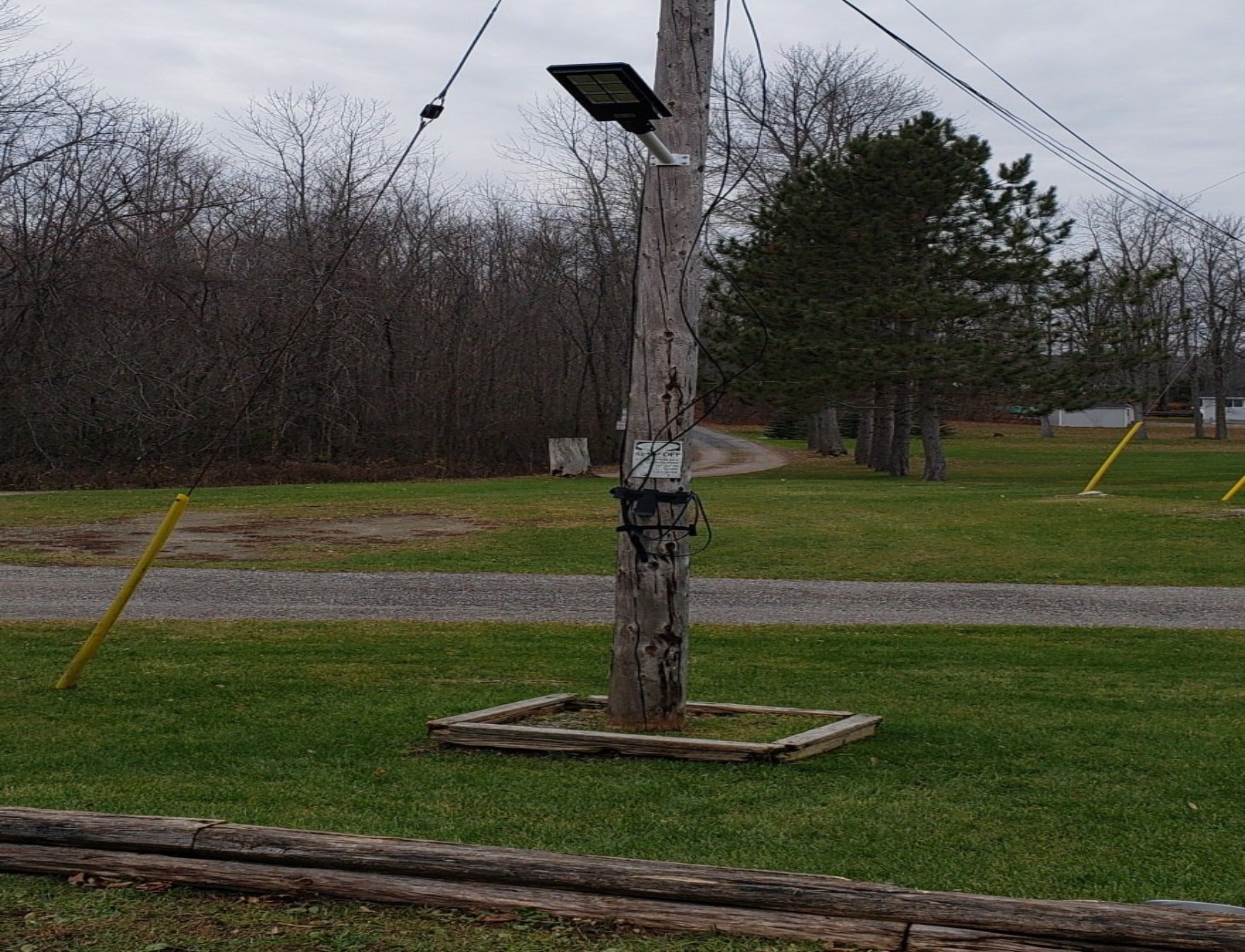 120 Watt Solar Yard Light, 15-8023